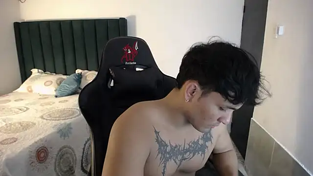 Snapshot of man_dur07 chatting on 20, 11, 2025 man dur07 online show from 20, 11, 2025