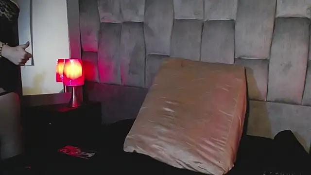 kittyhouse hs online show from 12, 2, 2025