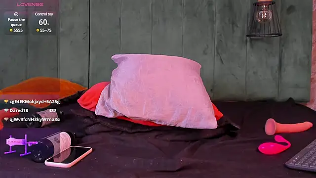 Snapshot of vallenope_11 chatting on 14, 2, 2025 vallenope 11 online show from 14, 2, 2025