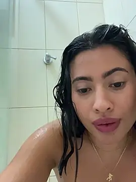 AlessaPears online show from 1, 1, 2025