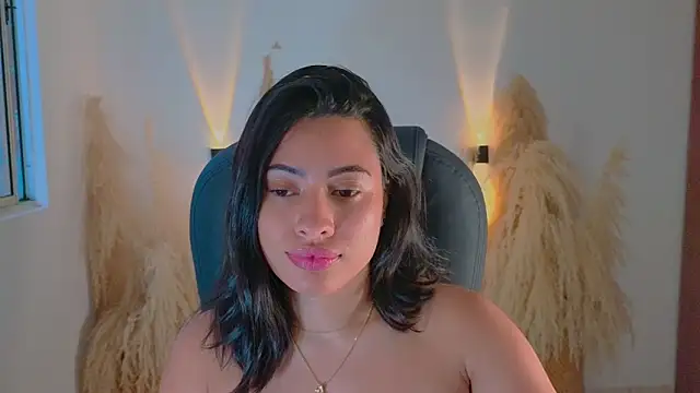 AlessaPears online show from 9, 1, 2025