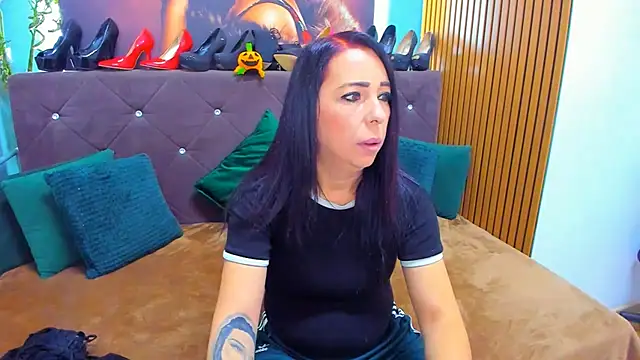 LauraSin online show from 22, 10, 2025