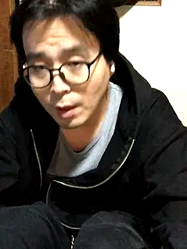 Snapshot of shigeki-113 chatting on 11, 11, 2025 shigeki-113 online show from 11, 11, 2025