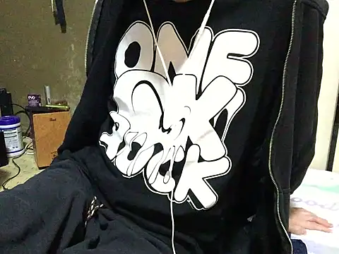 Snapshot of shigeki-113 chatting on 14, 12, 2025 shigeki-113 online show from 14, 12, 2025