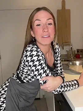 lola tentatiion online show from 26, 1, 2025