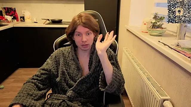 Snapshot of spaisenok chatting on 22, 10, 2025 spaisenok online show from 22, 10, 2025