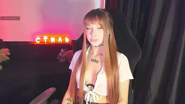 Snapshot of MilaAsh chatting on 8, 4, 2026 MilaAsh online show from 8, 4, 2026