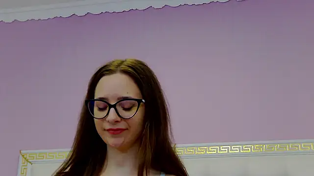 Snapshot of Lenna_Paul chatting on 20, 3, 2025 Lenna Paul online show from 20, 3, 2025