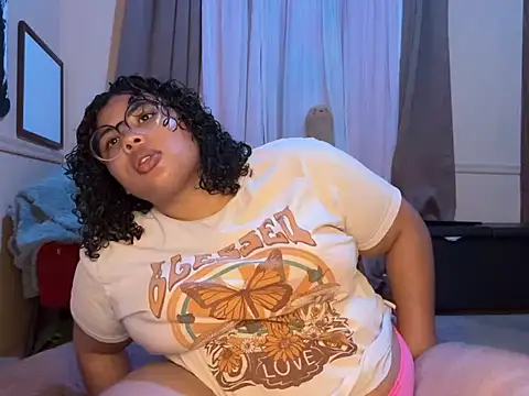Snapshot of TheeGoddessAset chatting on 10, 2, 2025 TheeGoddessAset online show from 10, 2, 2025