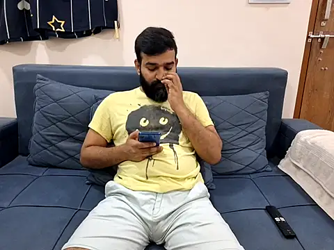 Snapshot of Fun_Guuy chatting on 12, 9, 2025 Fun Guuy online show from 12, 9, 2025