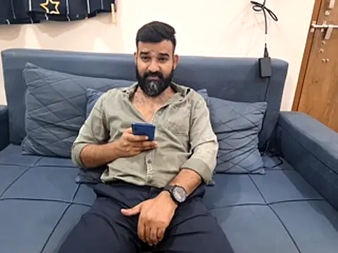 Snapshot of Fun_Guuy chatting on 24, 10, 2025 Fun Guuy online show from 24, 10, 2025