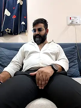 Snapshot of Fun_Guuy chatting on 21, 4, 2026 Fun Guuy online show from 21, 4, 2026