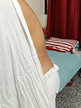 Snapshot of Saroj-Shah chatting on 11, 9, 2025 Saroj-Shah online show from 11, 9, 2025