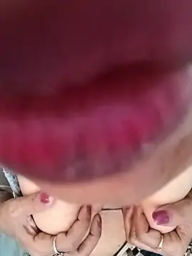 Snapshot of Saroj-Shah chatting on 4, 10, 2025 Saroj-Shah online show from 4, 10, 2025