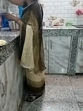 Snapshot of Saroj-Shah chatting on 4, 10, 2025 Saroj-Shah online show from 4, 10, 2025