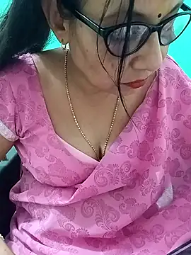 Snapshot of Saroj-Shah chatting on 31, 10, 2025 Saroj-Shah online show from 31, 10, 2025