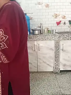 Snapshot of Saroj-Shah chatting on 12, 11, 2025 Saroj-Shah online show from 12, 11, 2025