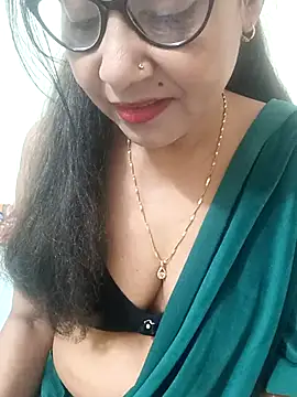 Snapshot of Saroj-Shah chatting on 30, 11, 2025 Saroj-Shah online show from 30, 11, 2025