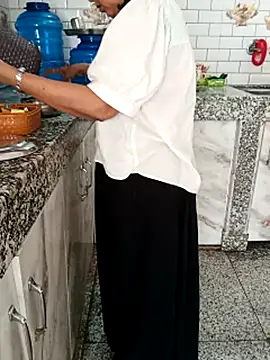 Saroj-Shah online show from 3, 2, 2026