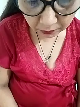 Snapshot of Saroj-Shah chatting on 4, 5, 2026 Saroj-Shah online show from 4, 5, 2026