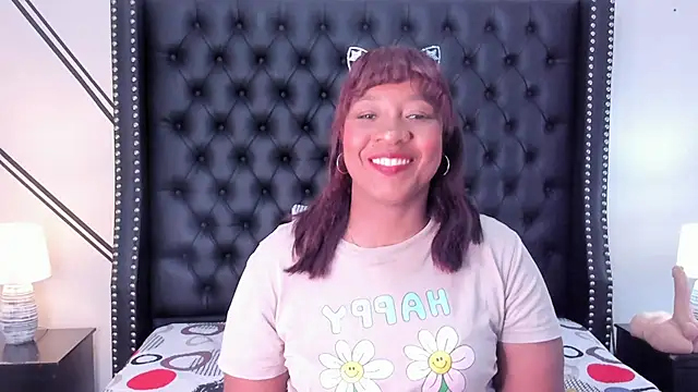 Snapshot of Krystal_cambell1 chatting on 21, 11, 2025 Krystal cambell1 online show from 21, 11, 2025