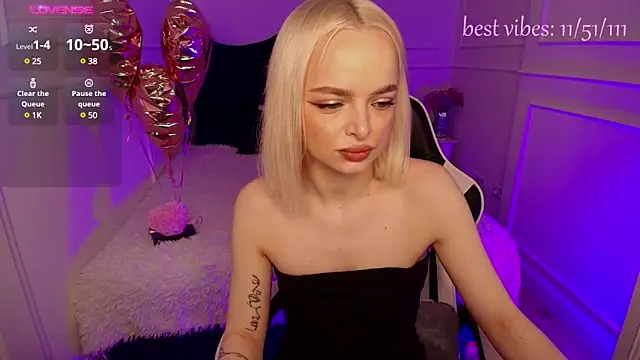 horny blondiee online show from 17, 2, 2025