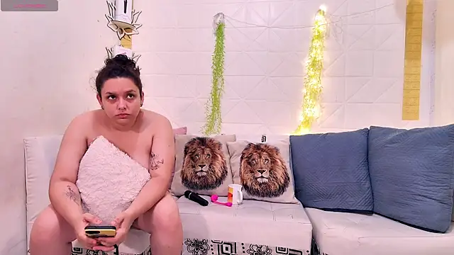 Snapshot of Mabelydani chatting on 28, 2, 2025 Mabelydani online show from 28, 2, 2025