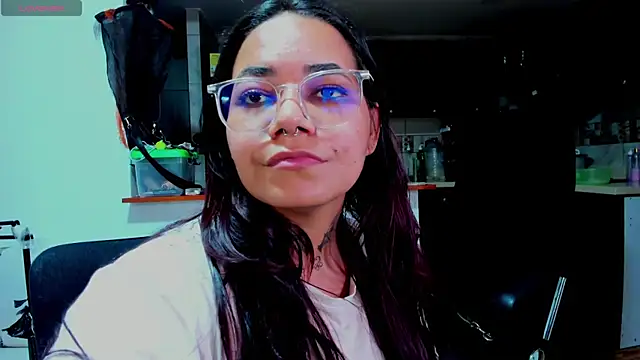 Snapshot of Mabelydani chatting on 18, 10, 2025 Mabelydani online show from 18, 10, 2025