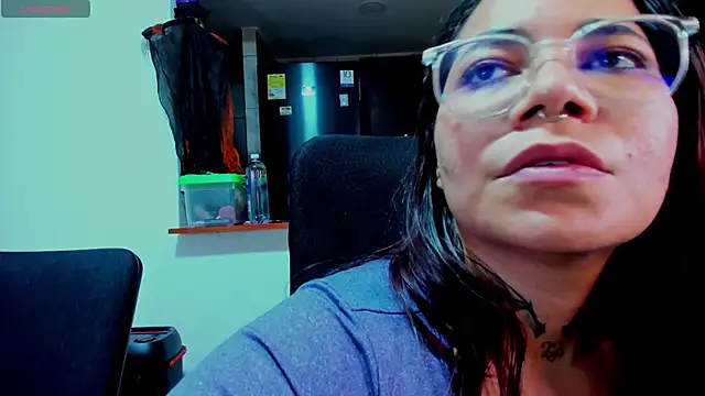 Snapshot of Mabelydani chatting on 19, 10, 2025 Mabelydani online show from 19, 10, 2025