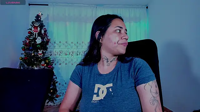 Snapshot of Mabelydani chatting on 1, 12, 2025 Mabelydani online show from 1, 12, 2025