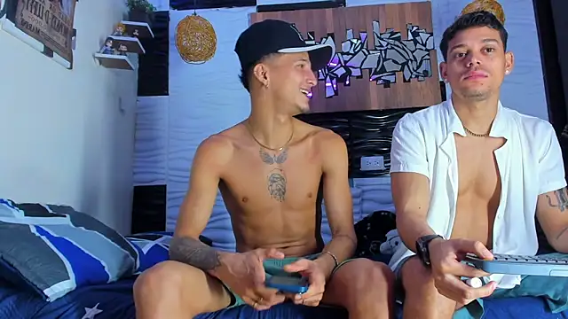 Friendsofeverything  online show from 15, 12, 2025