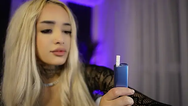 Snapshot of blondie_muller chatting on 10, 2, 2026 blondie muller online show from 10, 2, 2026