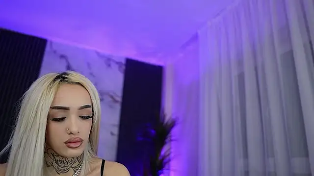 Snapshot of blondie_muller chatting on 19, 2, 2026 blondie muller online show from 19, 2, 2026