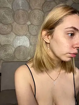 Kitty Katrine online show from 29, 10, 2025