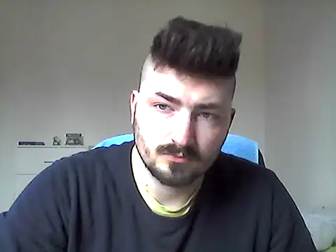 Snapshot of Hkl95555 chatting on 12, 4, 2026 Hkl95555 online show from 12, 4, 2026