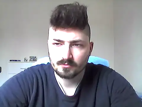 Snapshot of Hkl95555 chatting on 14, 4, 2026 Hkl95555 online show from 14, 4, 2026