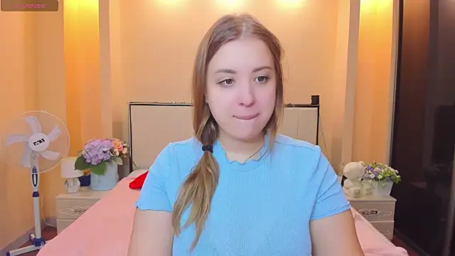 Snapshot of AlexissM chatting on 10, 12, 2024 AlexissM online show from 10, 12, 2024