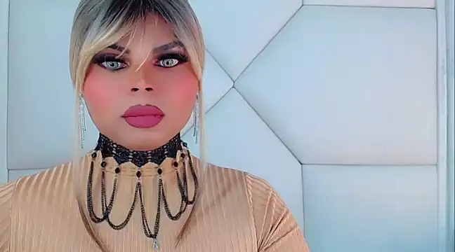 Snapshot of AdanKinng chatting on 20, 12, 2024 AdanKinng online show from 20, 12, 2024