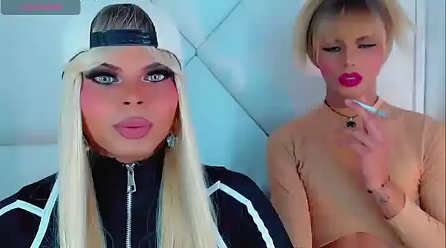 Snapshot of AdanKinng chatting on 21, 1, 2025 AdanKinng online show from 21, 1, 2025