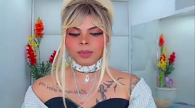 Snapshot of AdanKinng chatting on 3, 3, 2025 AdanKinng online show from 3, 3, 2025