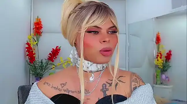 Snapshot of AdanKinng chatting on 3, 3, 2025 AdanKinng online show from 3, 3, 2025