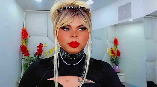 Snapshot of AdanKinng chatting on 9, 3, 2025 AdanKinng online show from 9, 3, 2025