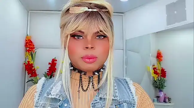 Snapshot of AdanKinng chatting on 10, 3, 2025 AdanKinng online show from 10, 3, 2025