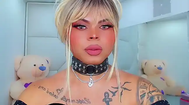 Snapshot of AdanKinng chatting on 15, 3, 2025 AdanKinng online show from 15, 3, 2025