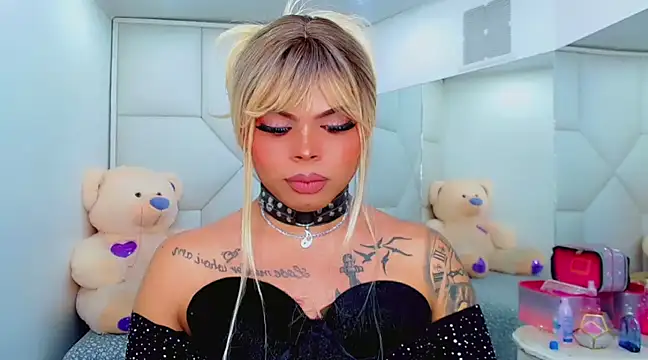 Snapshot of AdanKinng chatting on 15, 3, 2025 AdanKinng online show from 15, 3, 2025