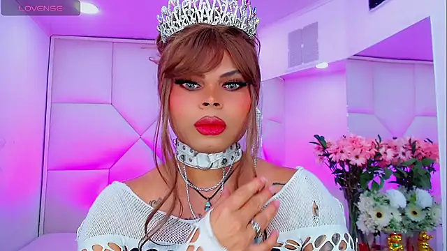 Snapshot of AdanKinng chatting on 28, 9, 2025 AdanKinng online show from 28, 9, 2025