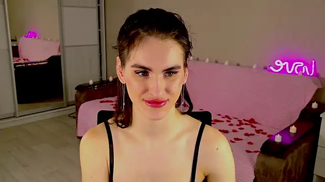 FridaCure online show from 1, 3, 2025