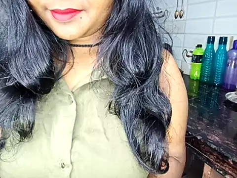 Snapshot of Muktha chatting on 16, 3, 2026 Muktha online show from 16, 3, 2026