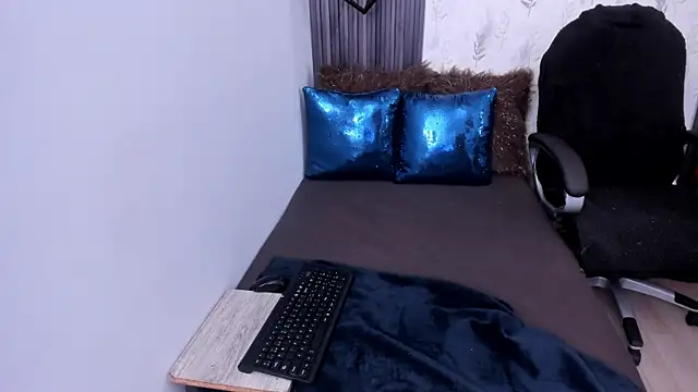 brigittemiller online show from 17, 3, 2025