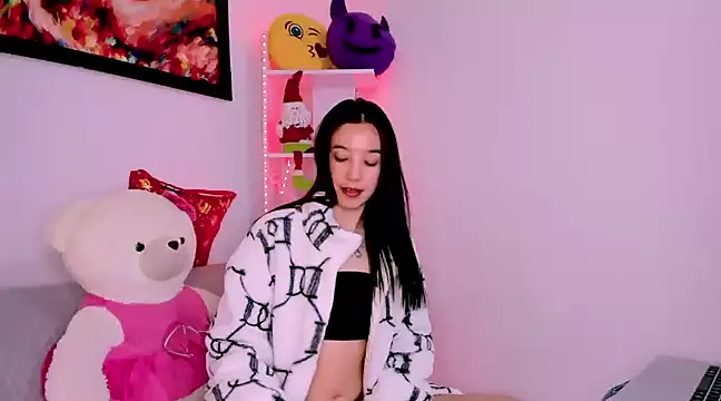 Manuelaa mejiia online show from 10, 12, 2024